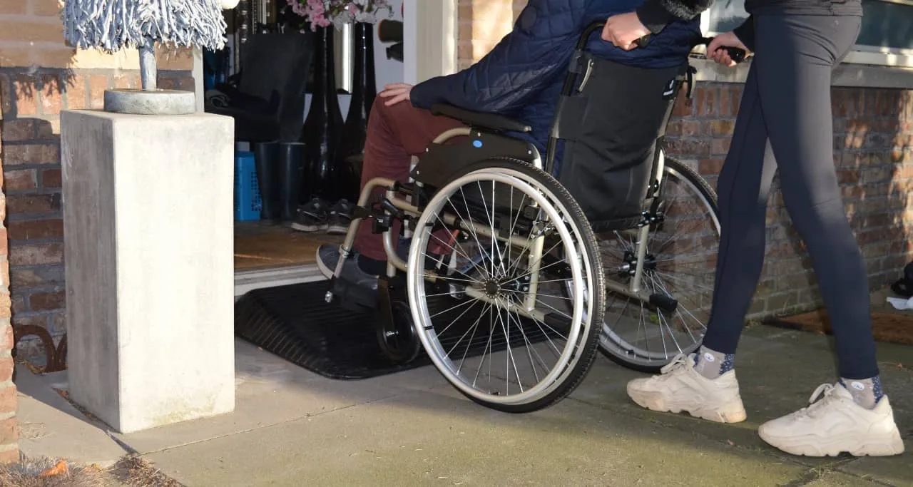 10 cm – Rubberen Drempelhulp Schuin - Afbeelding 4